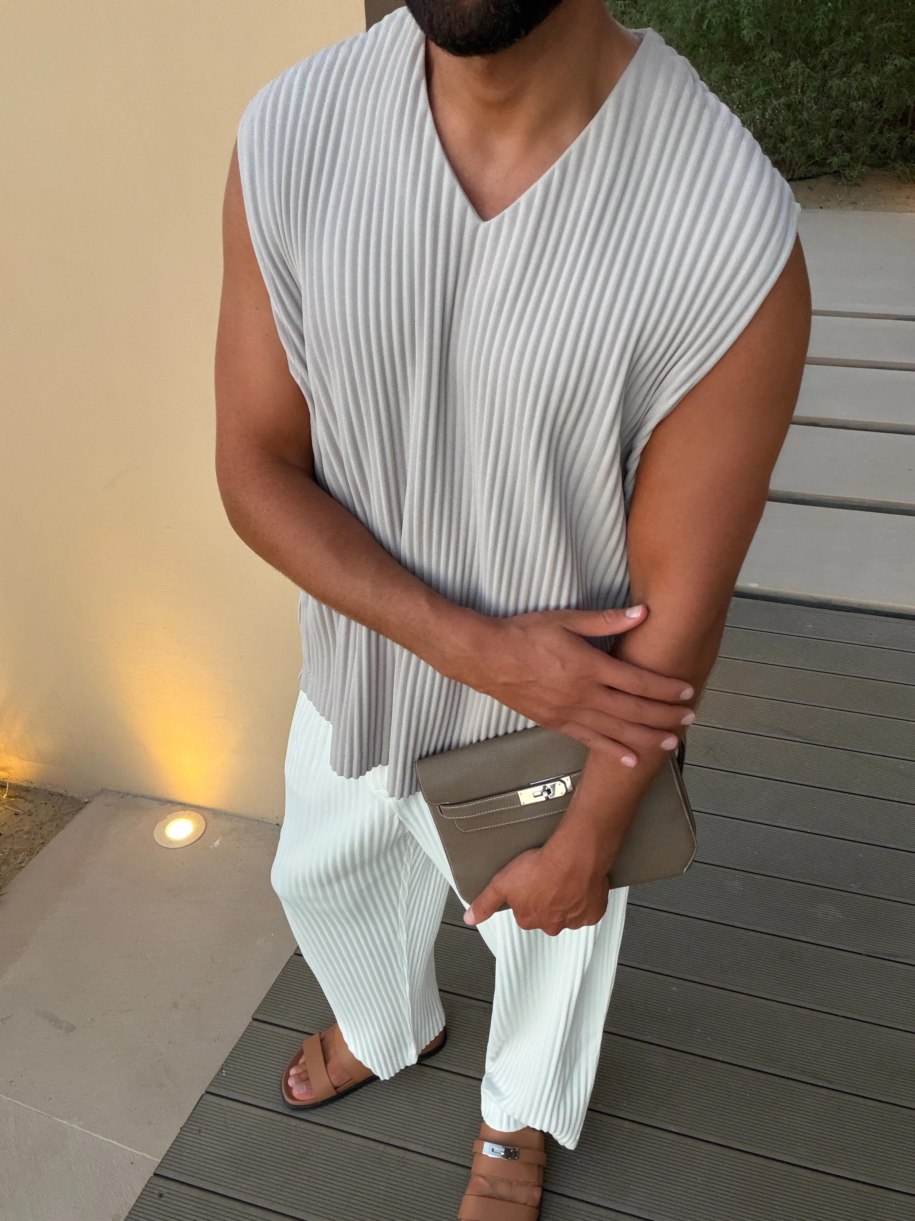 PLEAT VEST GREY - Image 4